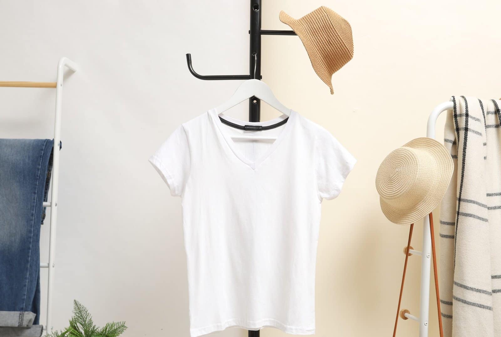 mediamodifier TvL5vIgwiwo unsplash 1 scaled